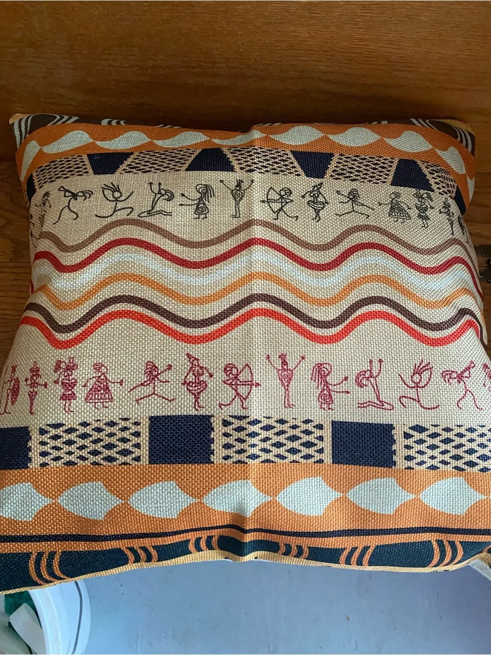 Graphic Aztec Pattern Throw Pillow New